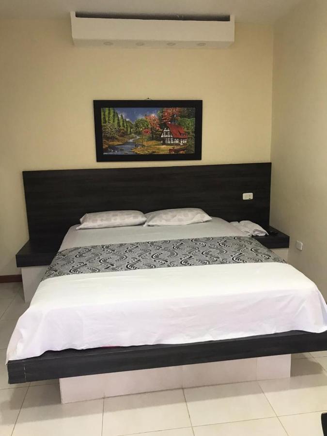 Hosteria Pacific Stone Esmeraldas Ngoại thất bức ảnh
